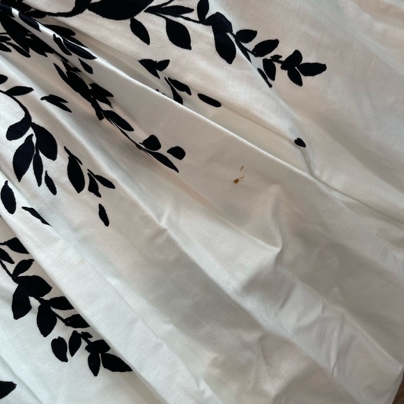 ⛄️ Ralph Lauren Sleeveless White and Black Flower Midi Dress - Picture 8 of 8